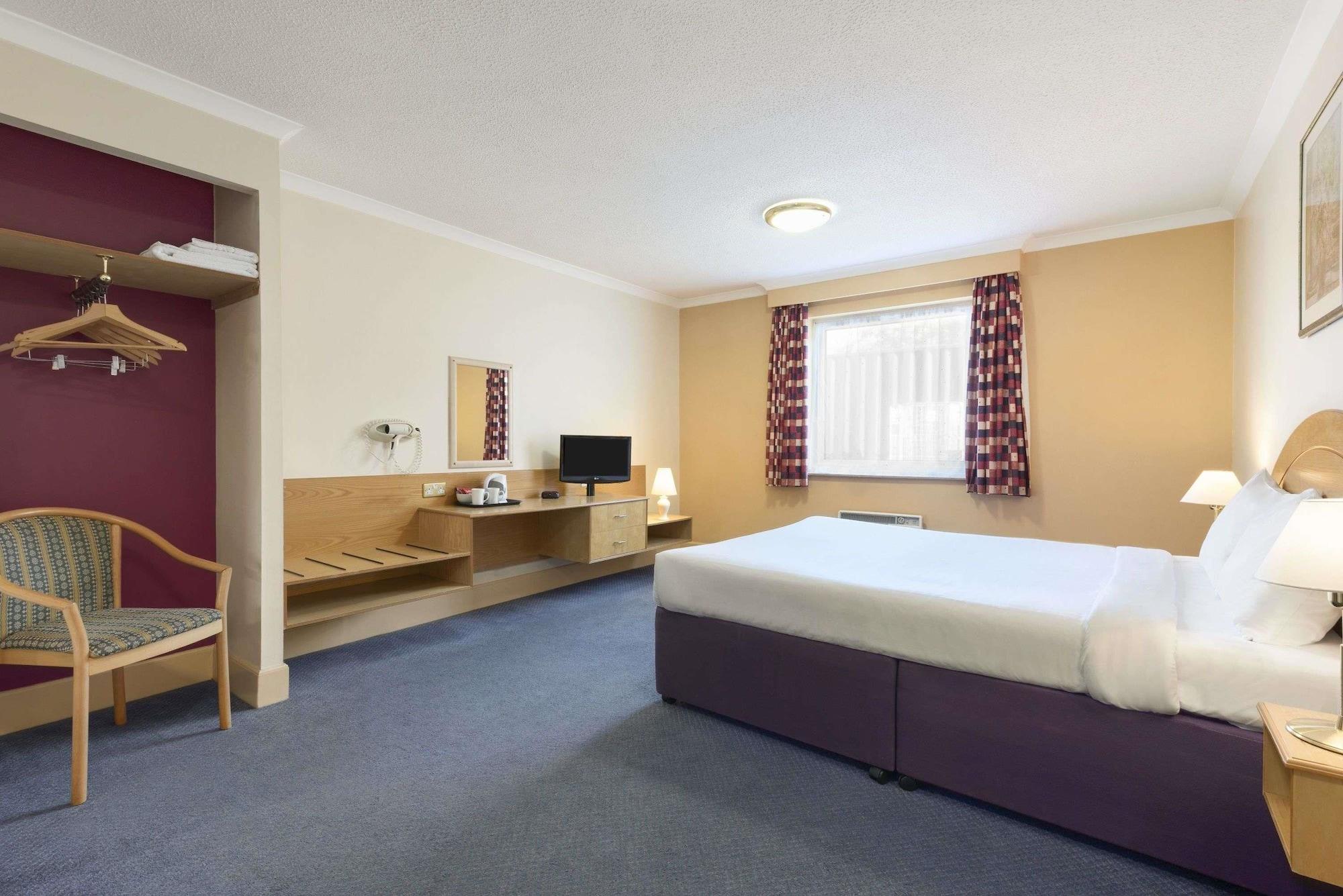 Days Inn Watford Gap クリック エクステリア 写真