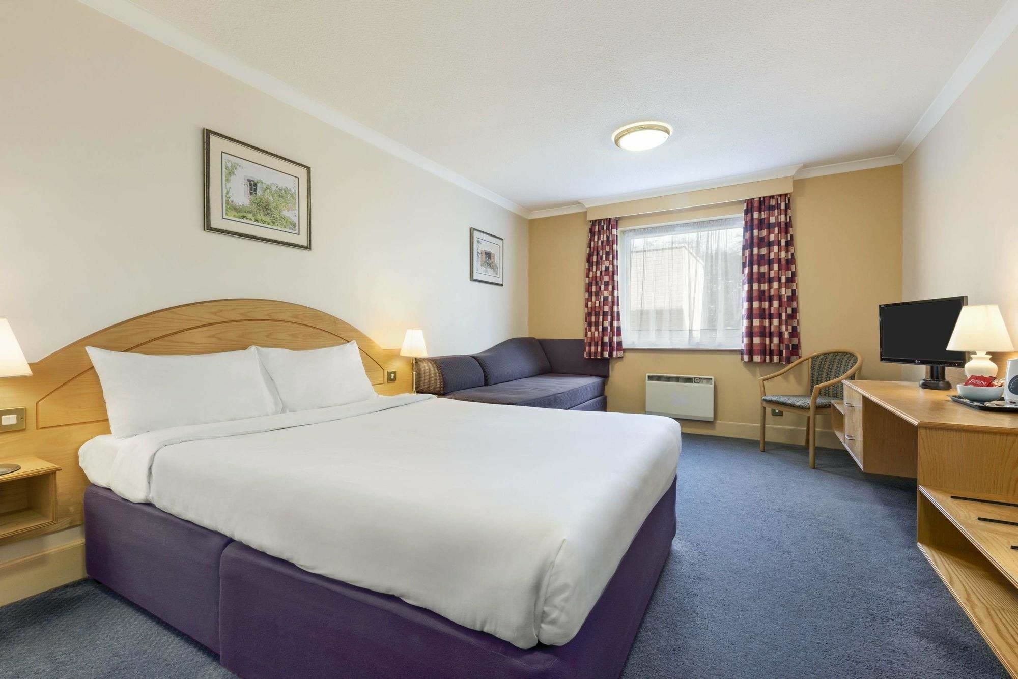 Days Inn Watford Gap クリック エクステリア 写真